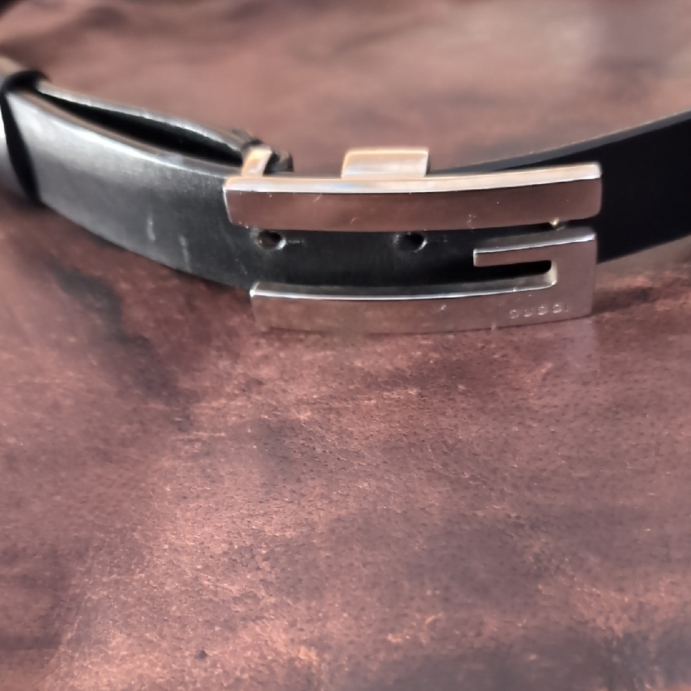 Gucci Black Belt with Silver Buckle